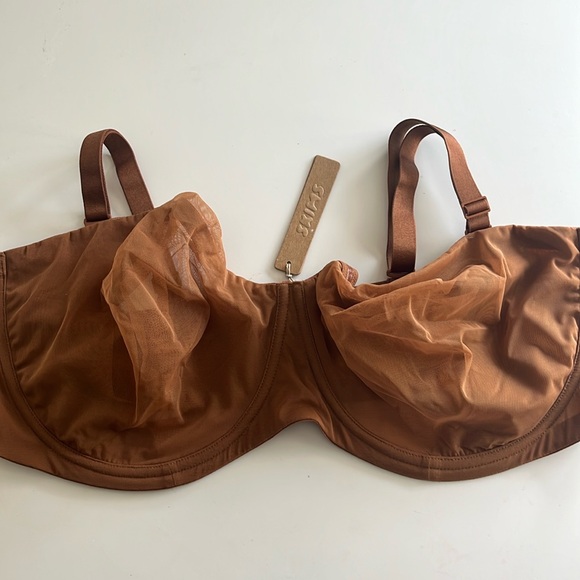 Skims Ultrafine Mesh Strapless Bra in‎ Bronze 42DDDD - Picture 1 of 2